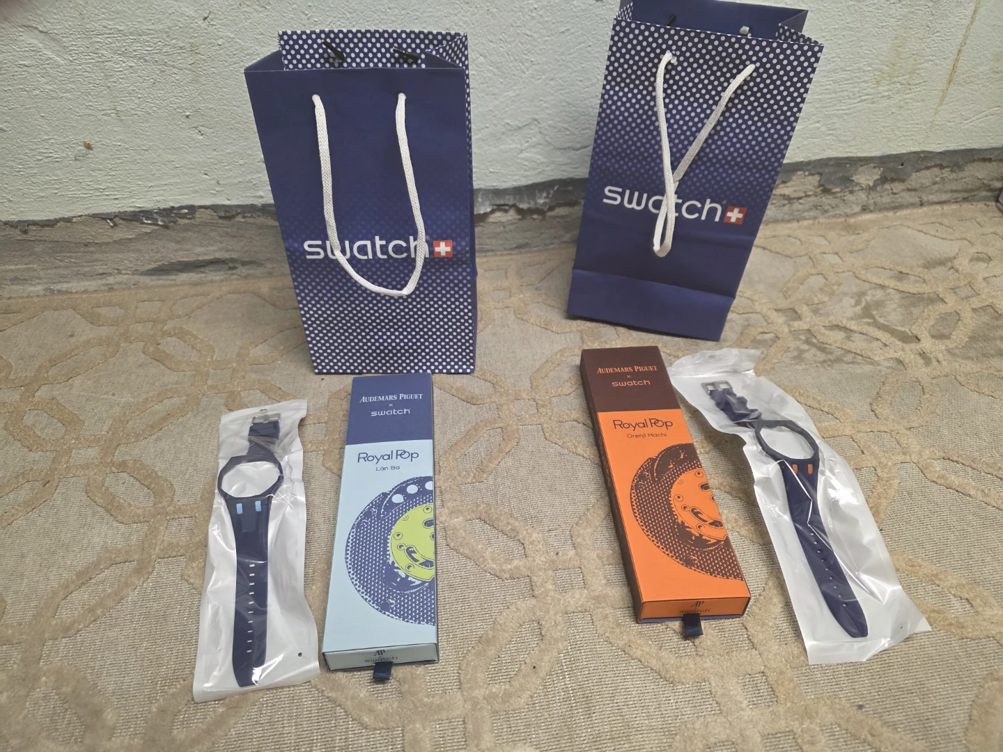 $450 FOR 2 SWATCH X AP 1:1 WITH BAG - photo 2