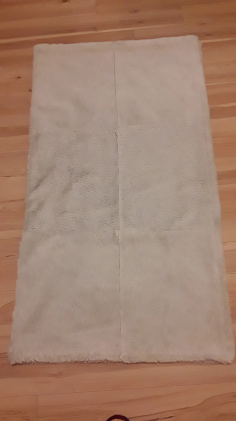 Light Beige Faux Sheepskin Rug - photo 3