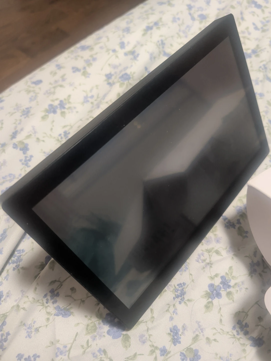 LED Display Monitor with Accessories - photo 3