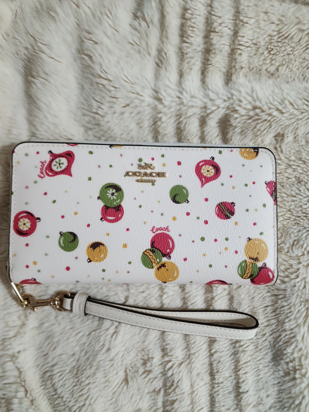Coach Wristlet - Holiday Ornament Print NEVER USED NWOT