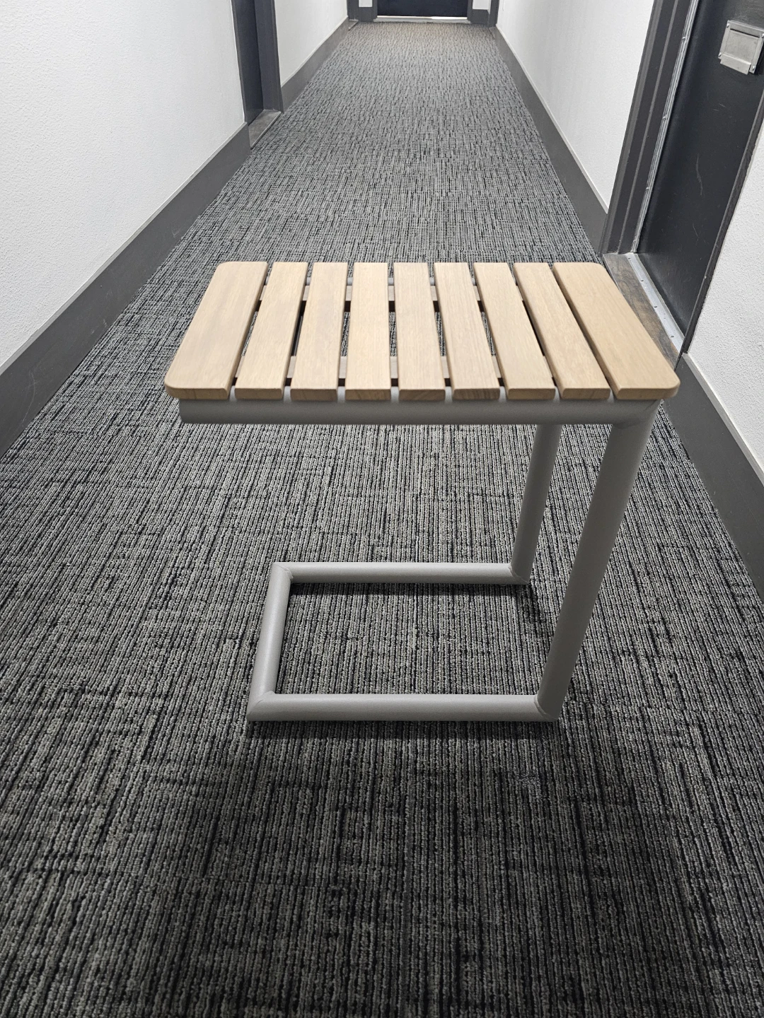 C-Table with Wooden Top - photo 2
