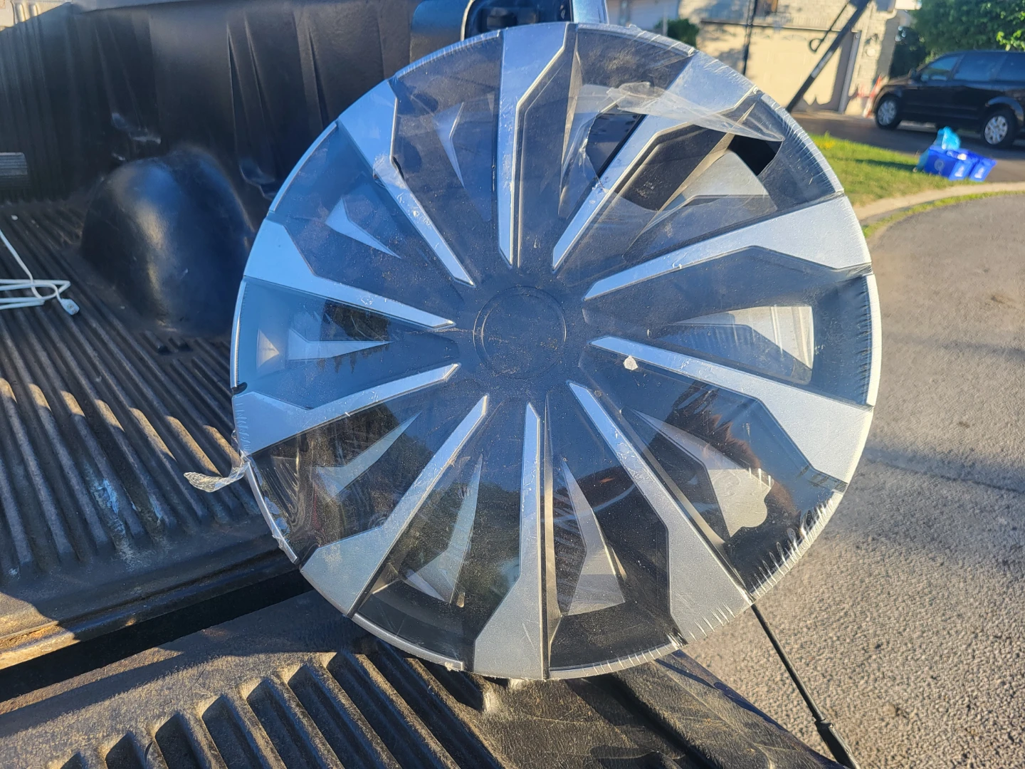 Silver Hubcaps (Set of 4)