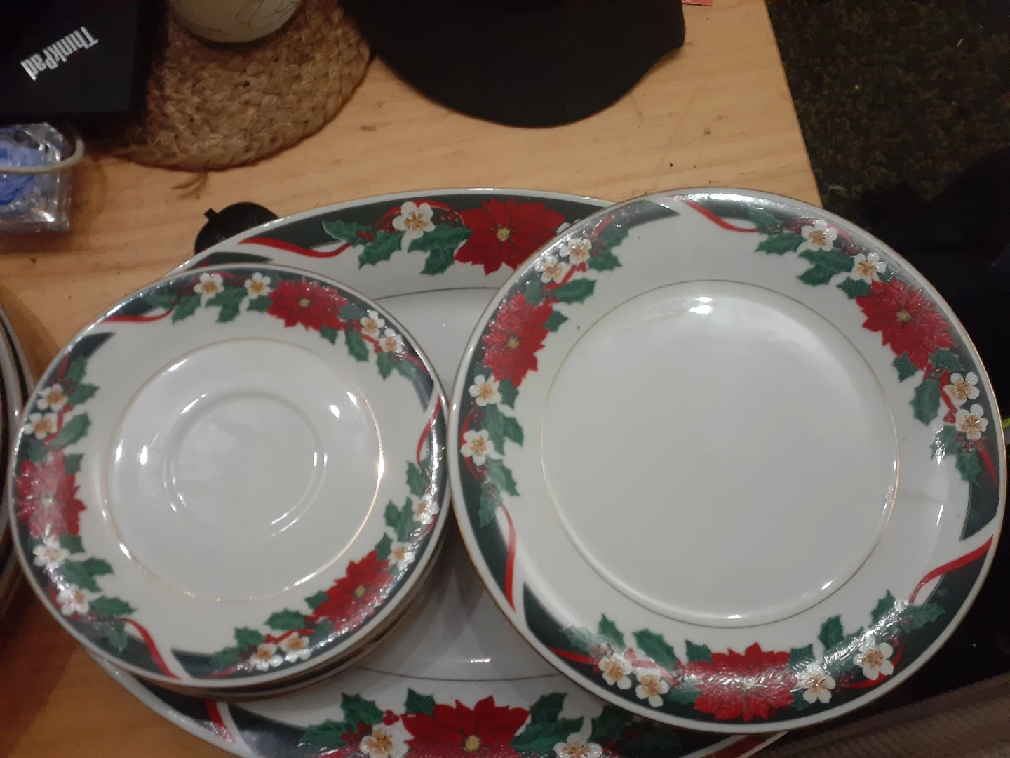 Christmas Poinsettia Plates and Serving Platter - photo 2