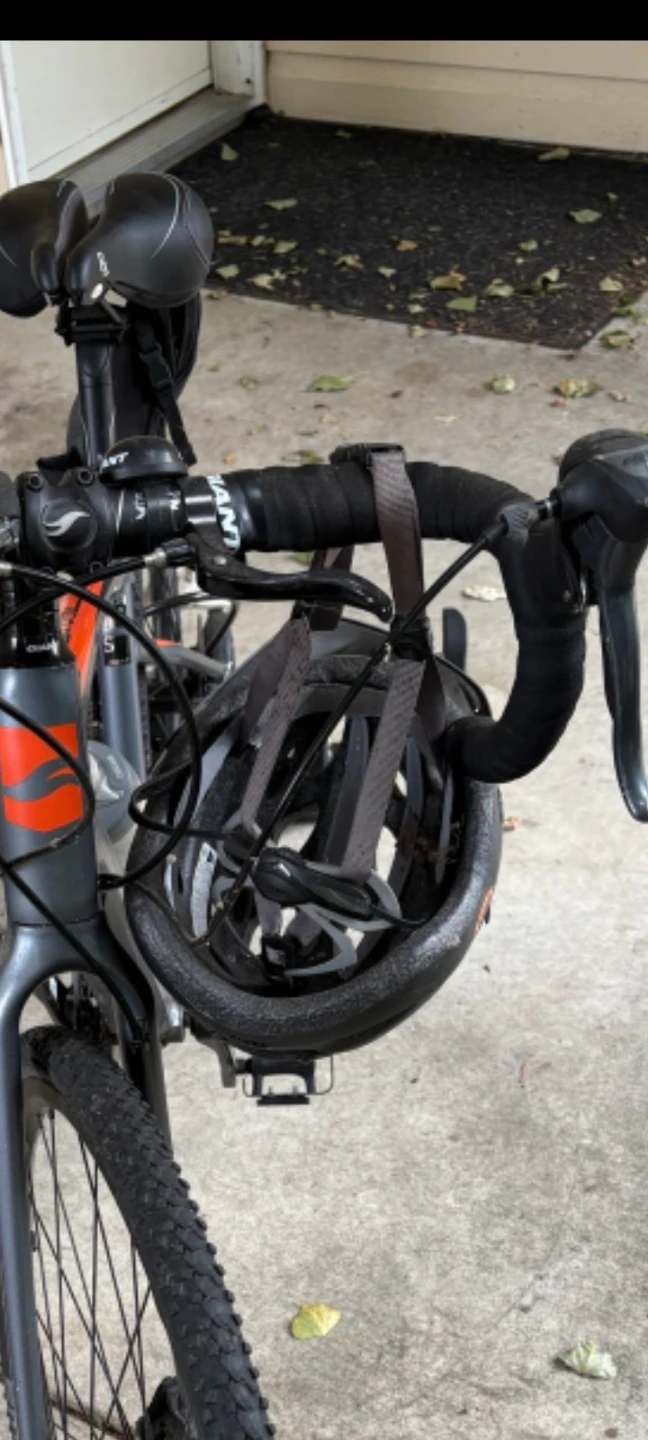 Giant Revel Bike with Schwinn Bike Trainer - photo 4