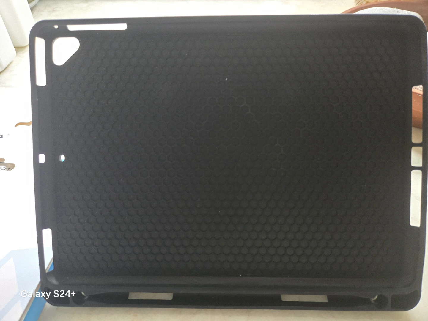 Two Adreama Folio Case for iPad 9.7" - photo 2