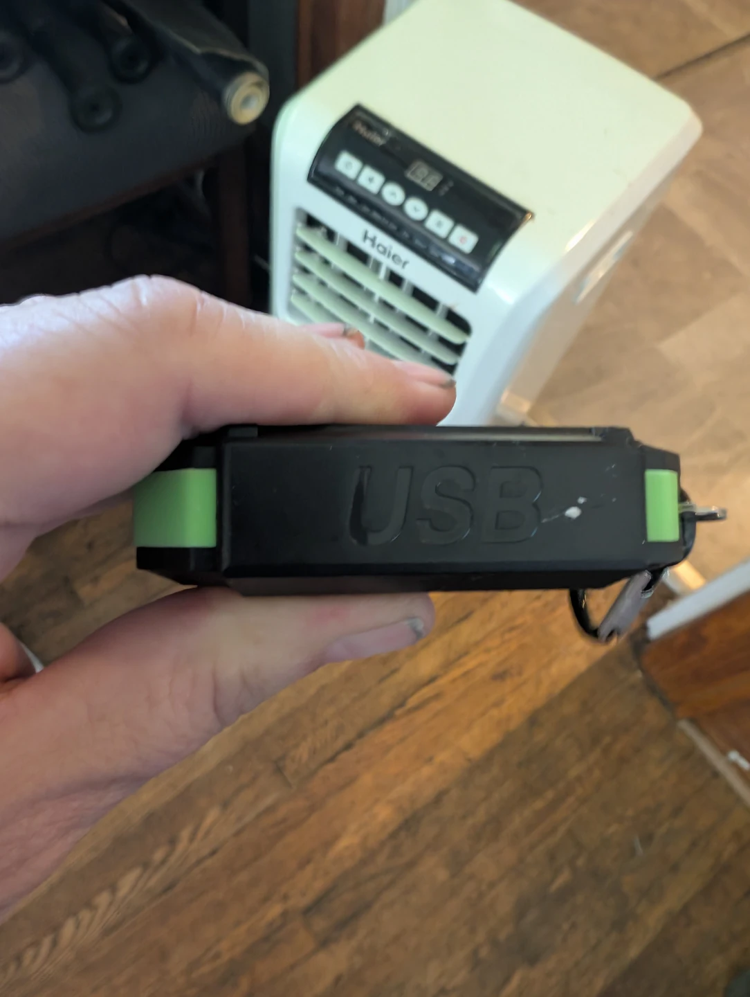 Solar Power Pack with compass, USB and Flashlight - photo 5