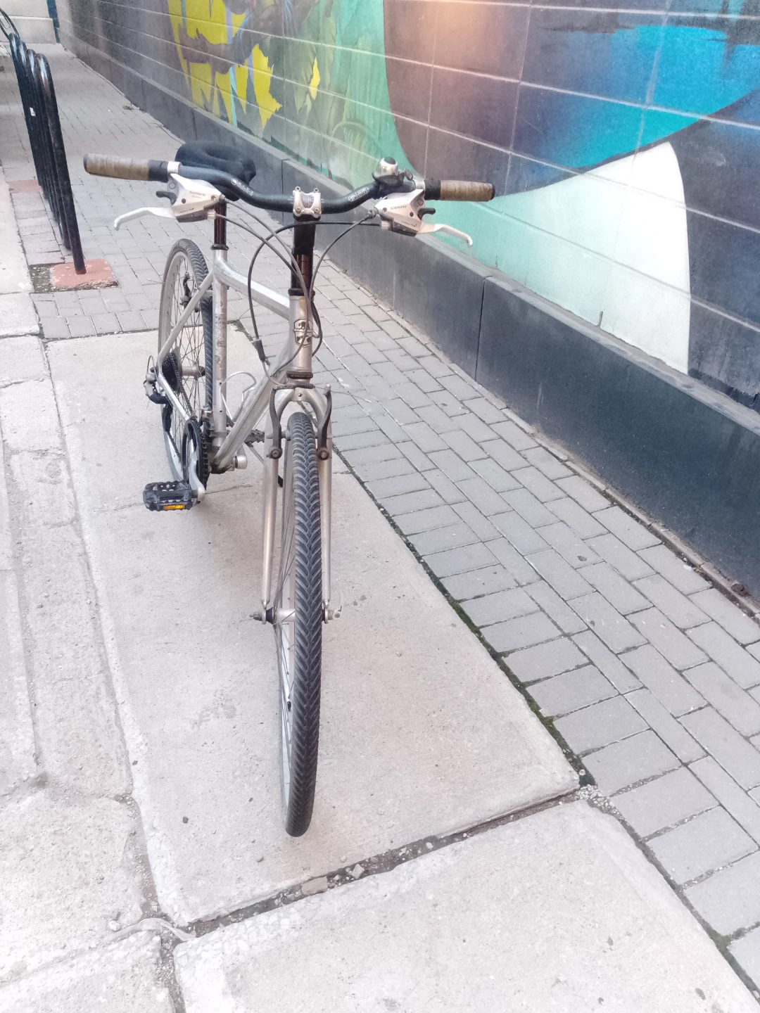 Marin Hybrid Bike - photo 2