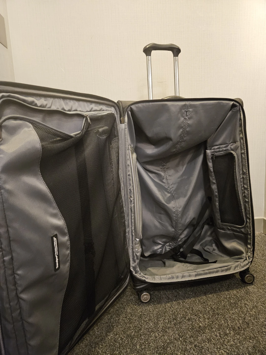 Travelpro Black Rolling Suitcase - photo 2
