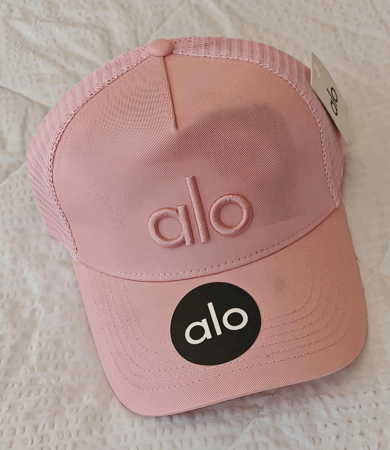 Alo Yoga Women's Pink Trucker Hat – Brand New With Tags - photo 2
