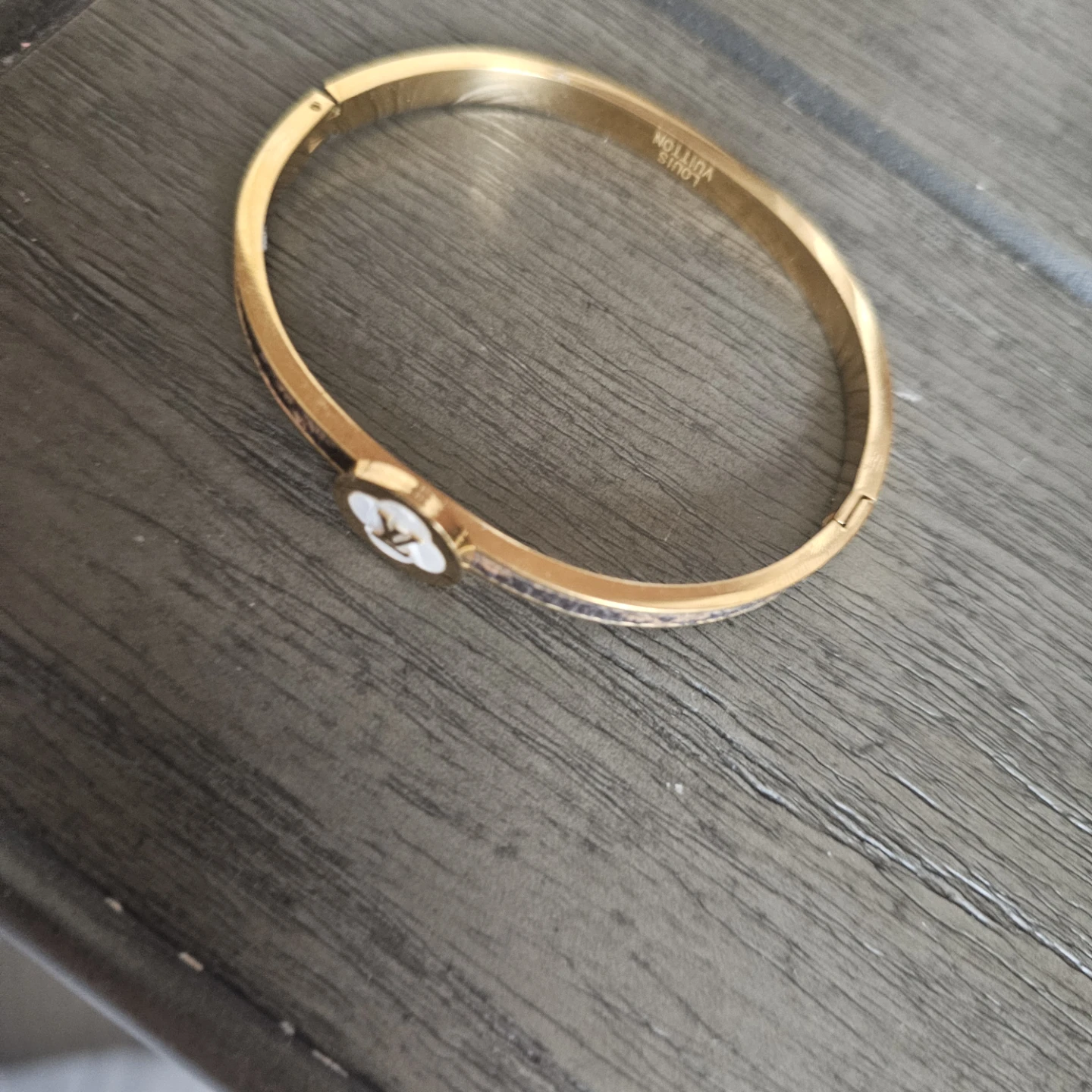 Louis Vuitton Clover Bangle - photo 2