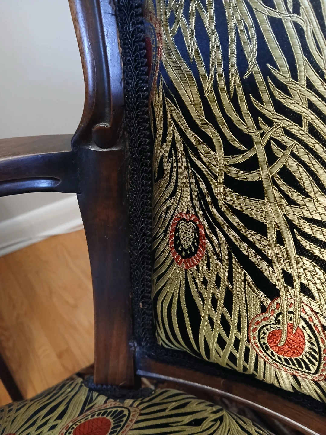 Vintage Accent Chair with Peacock Feather Upholstery - photo 2