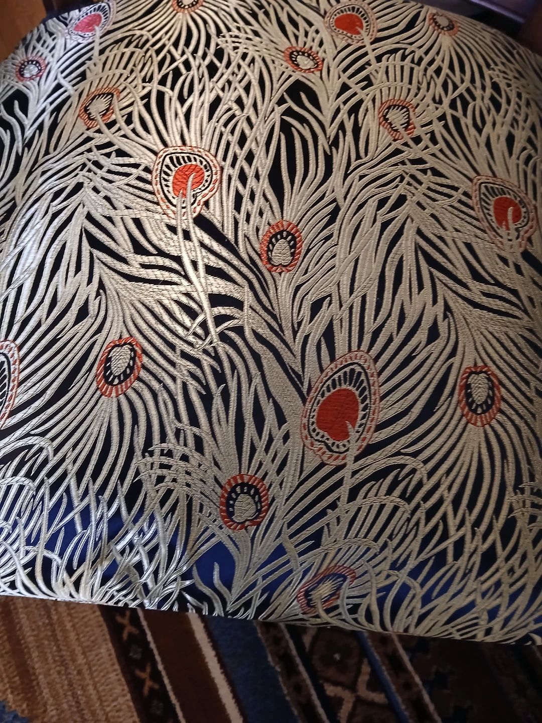 Vintage Accent Chair with Peacock Feather Upholstery - photo 4