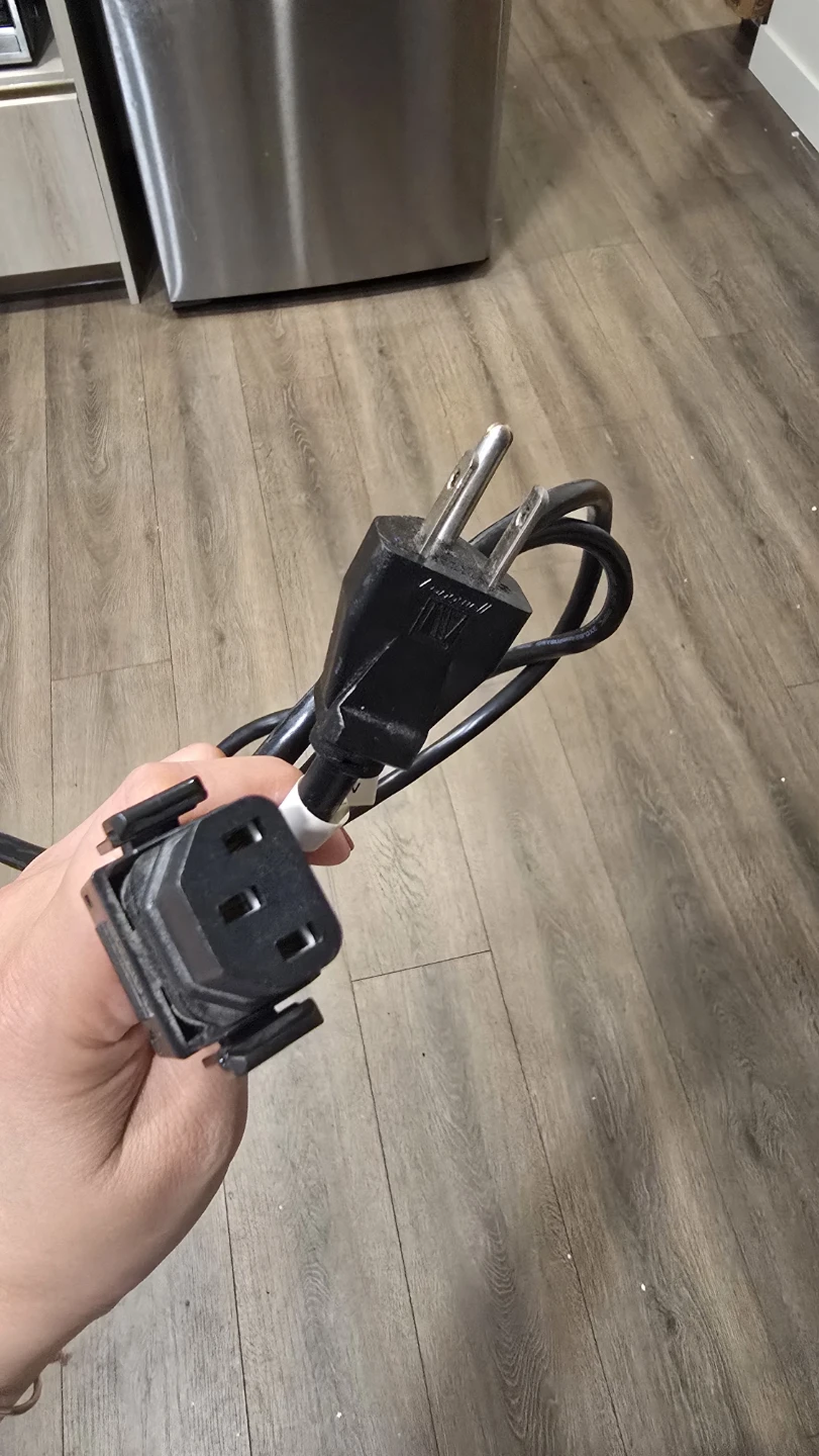 Computer Power Cable C13 to NEMA 5-15P - photo 3