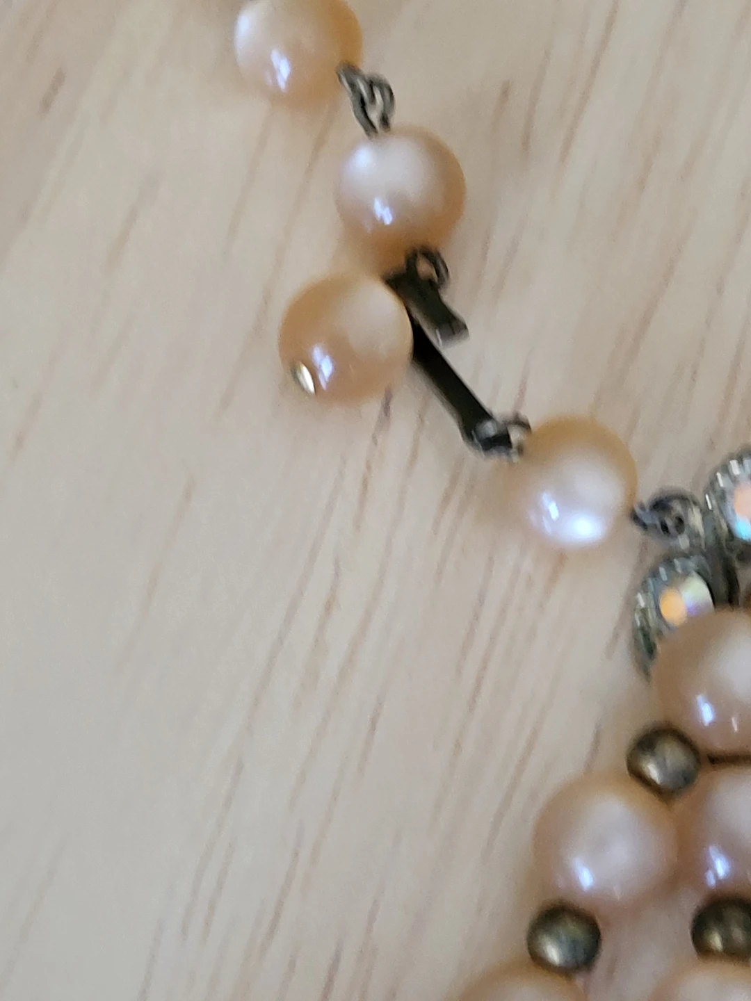 Vintage Peach Pearl and Crystal Necklace - photo 5