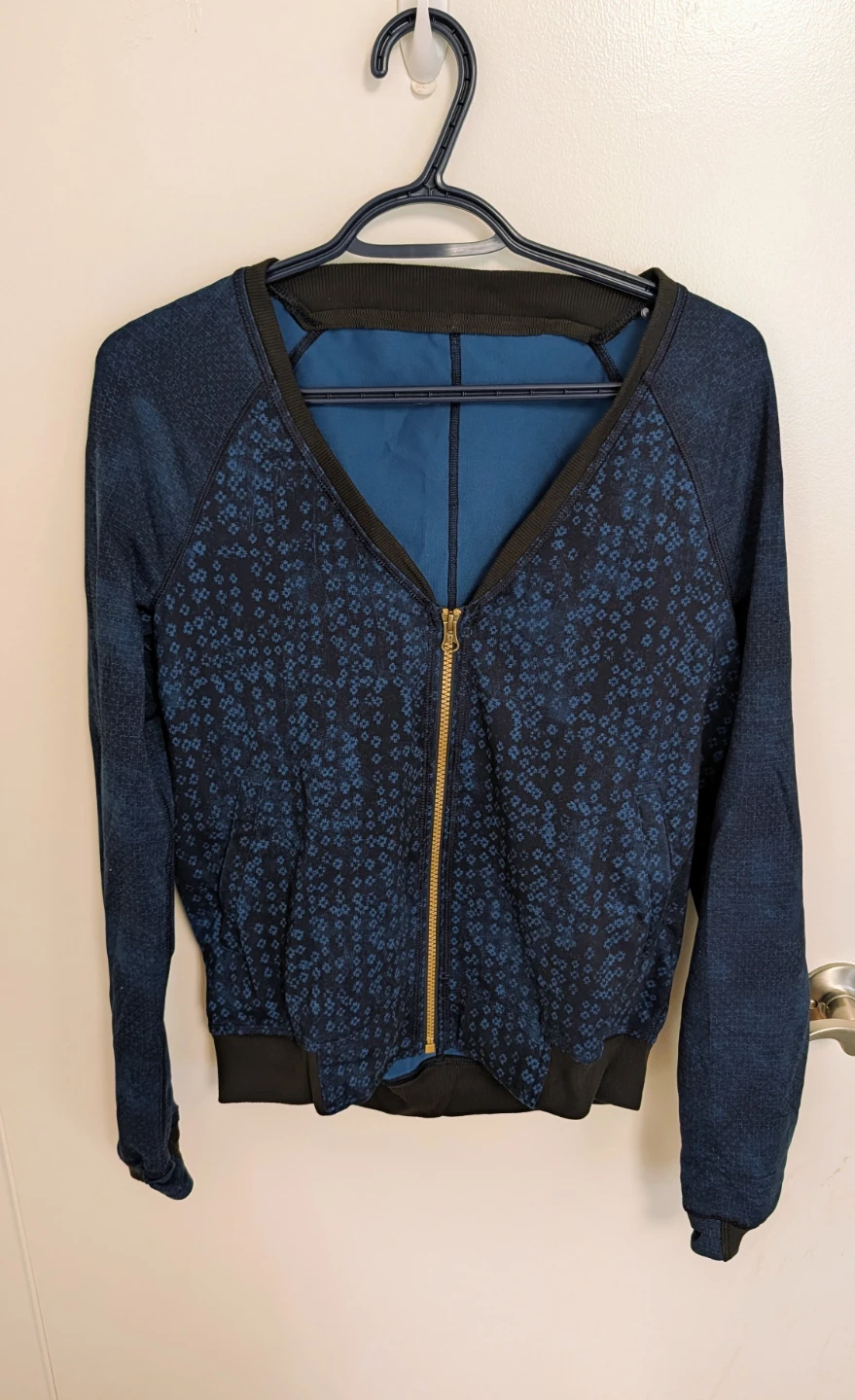 Lululemon Blue Zip Up Sweater - Women's Medium