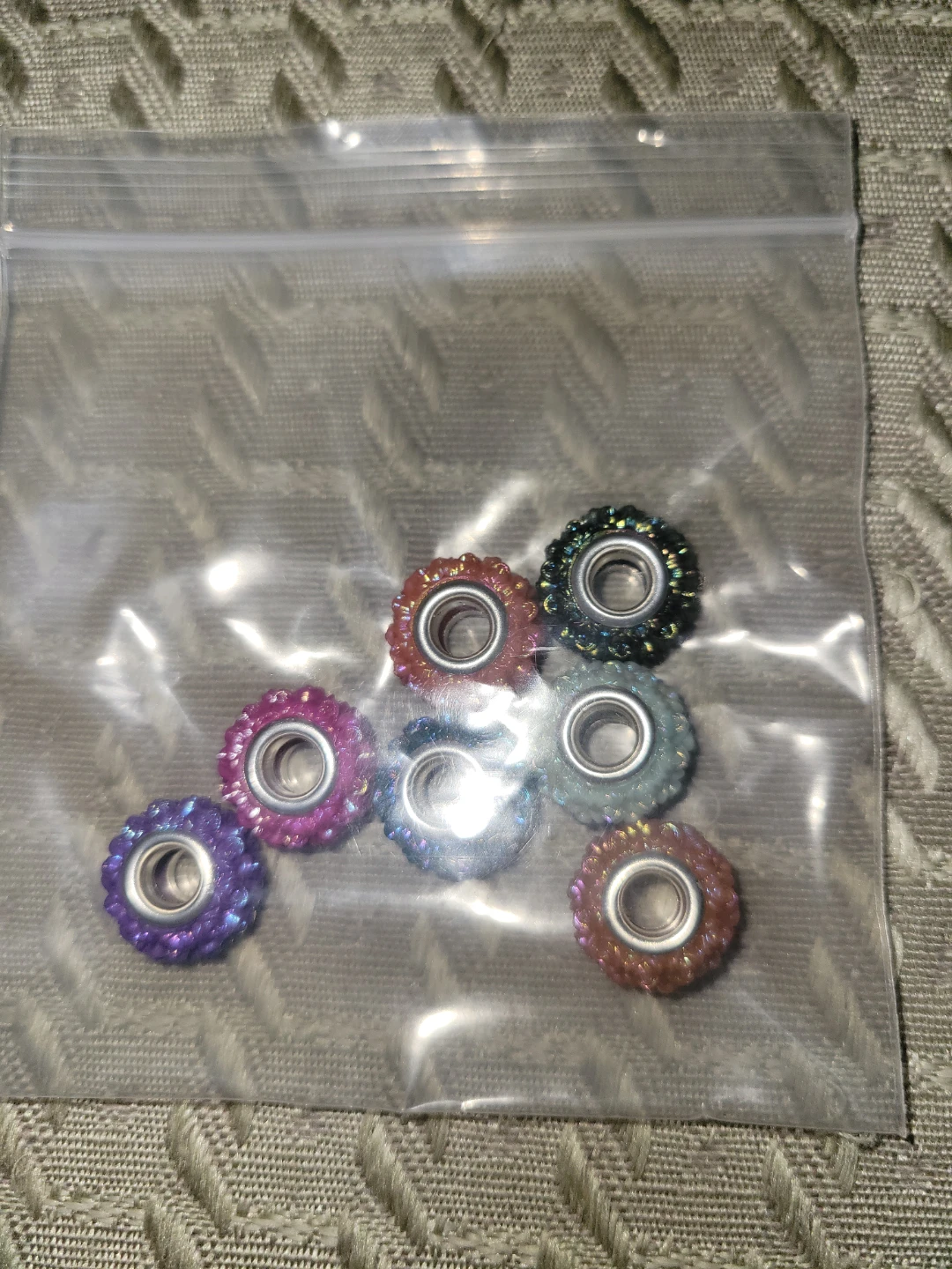 Set of 7 Glittery Decorative Beads