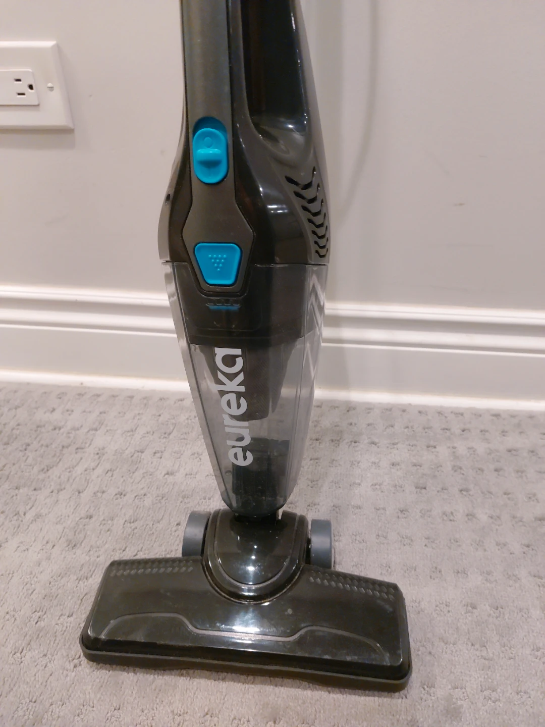 Eureka Lightweight Stick Vacuum Cleaner - photo 4