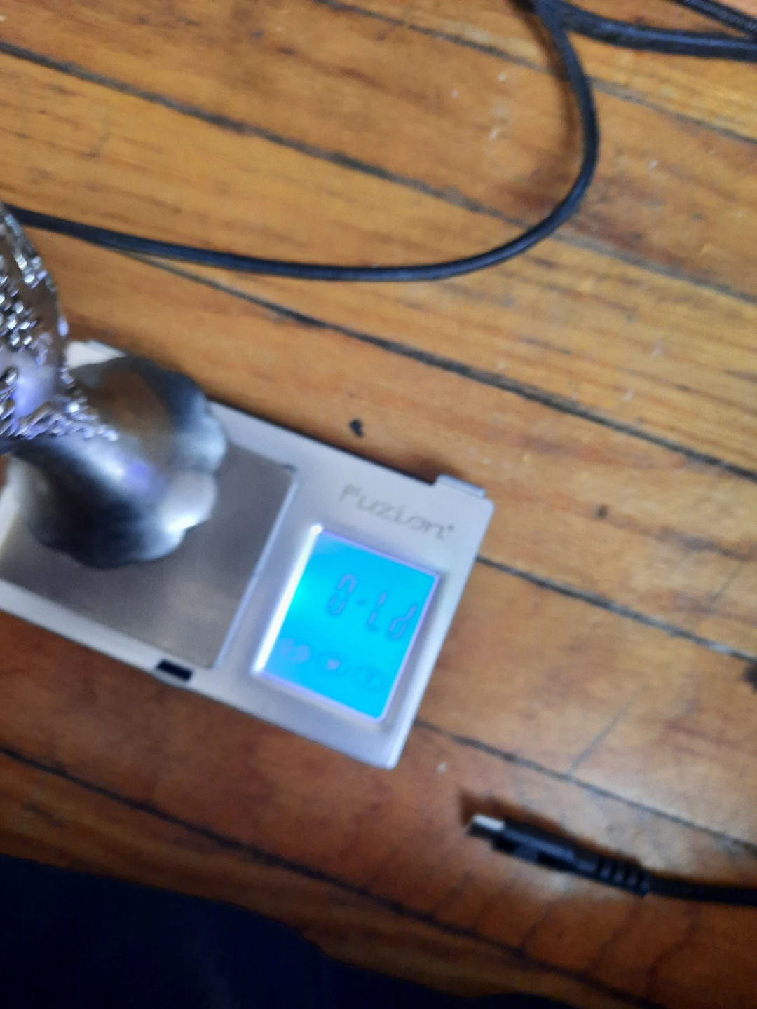 The big one is more than 500g and the Forks.are 47g - photo 3