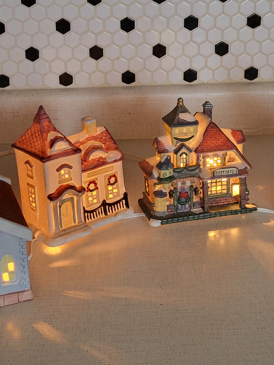 Light-Up Christmas Village Houses - photo 4