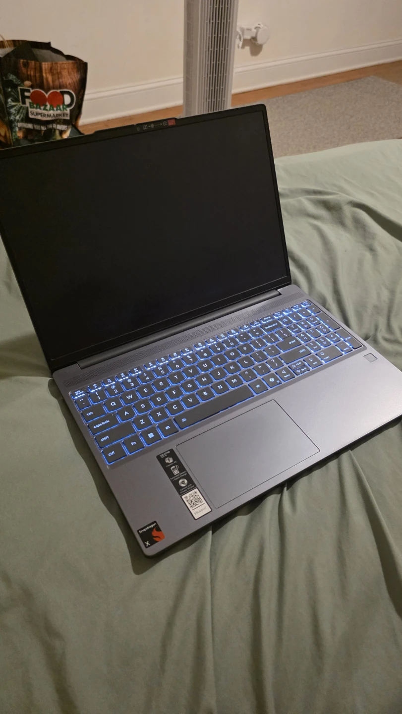 Lenovo - IdeaPad Slim 3x - 15.3" Laptop - Like new - photo 2