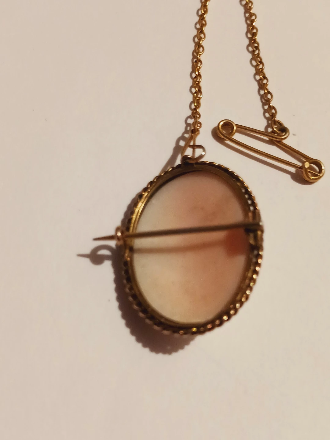 Antique Cameo Brooch with Safety Chain - photo 3