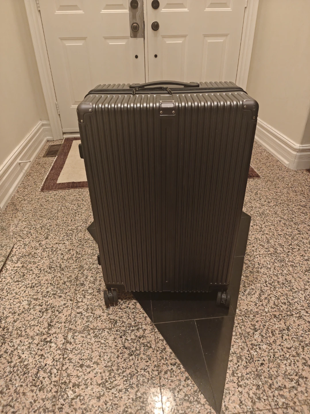 Expandable Dark Grey Hard Shell Suitcase (80-100L)