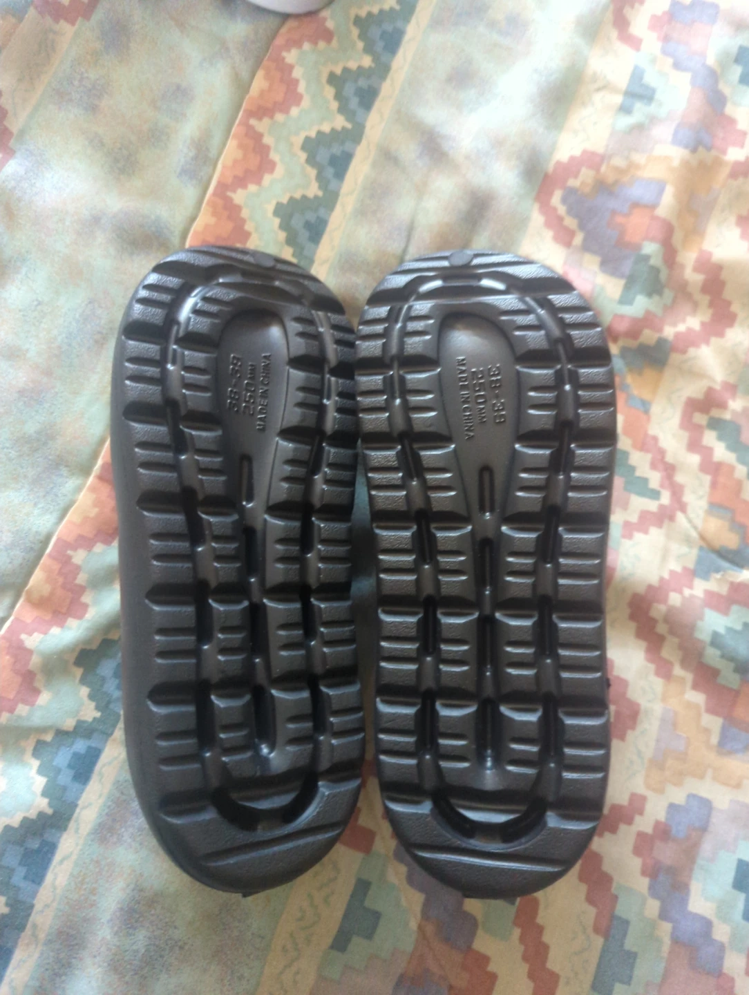 Black Slip-On Clogs Size 38-39 - photo 3