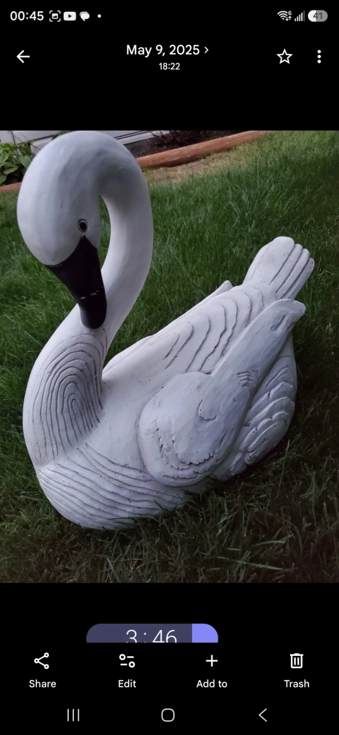 White Swan Garden Statue