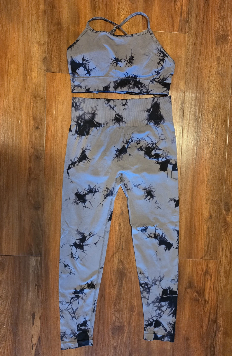 Women's Activewear Set - Grey Tie-Dye Leggings & Sports Bra