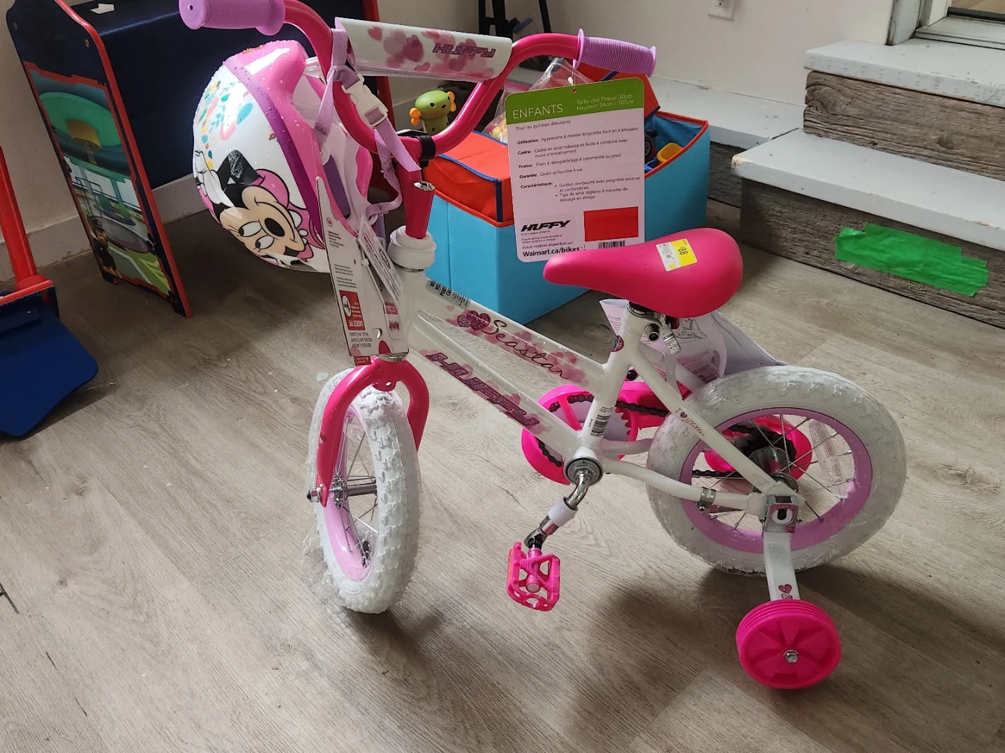 Huffy Seastar Kids' Bike with Training Wheels