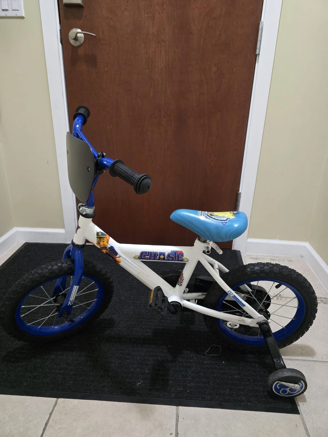 Kids' Paw Patrol Chase Bicycle with Helmet