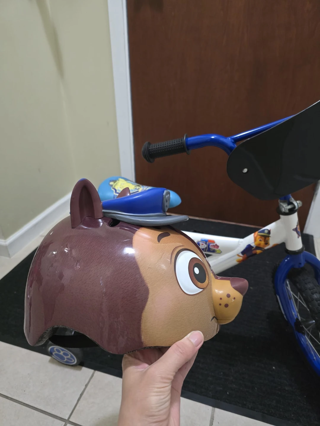 Kids' Paw Patrol Chase Bicycle with Helmet - photo 4