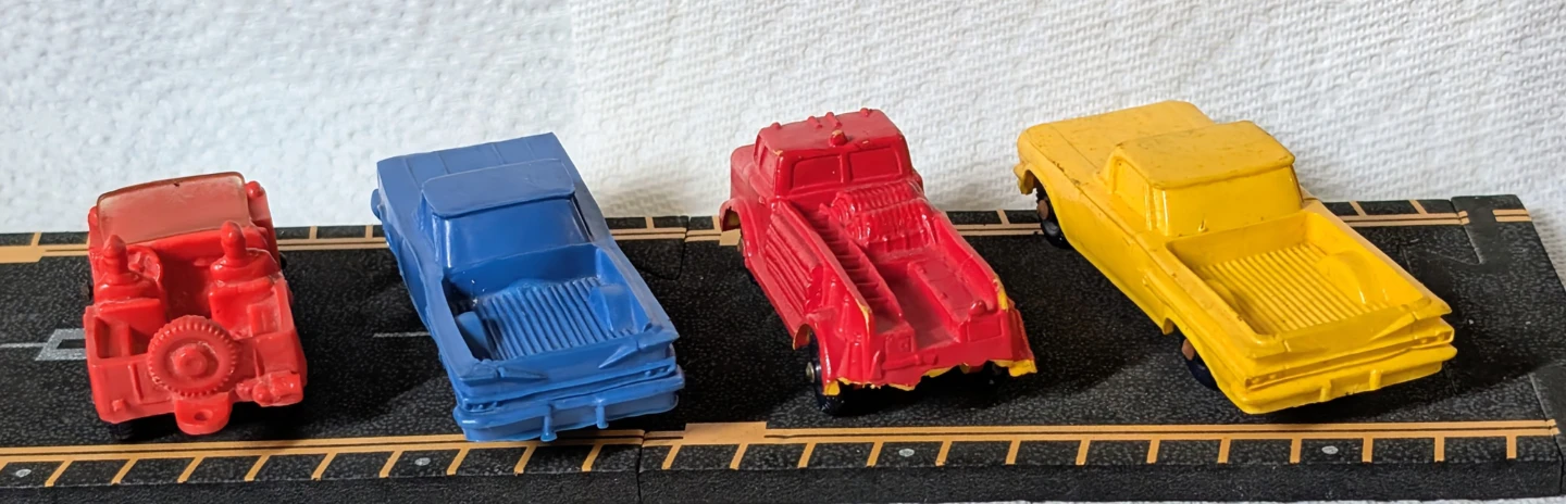 Lot (A) of 4 Vintage Rubber Toy Cars & Truck - photo 2