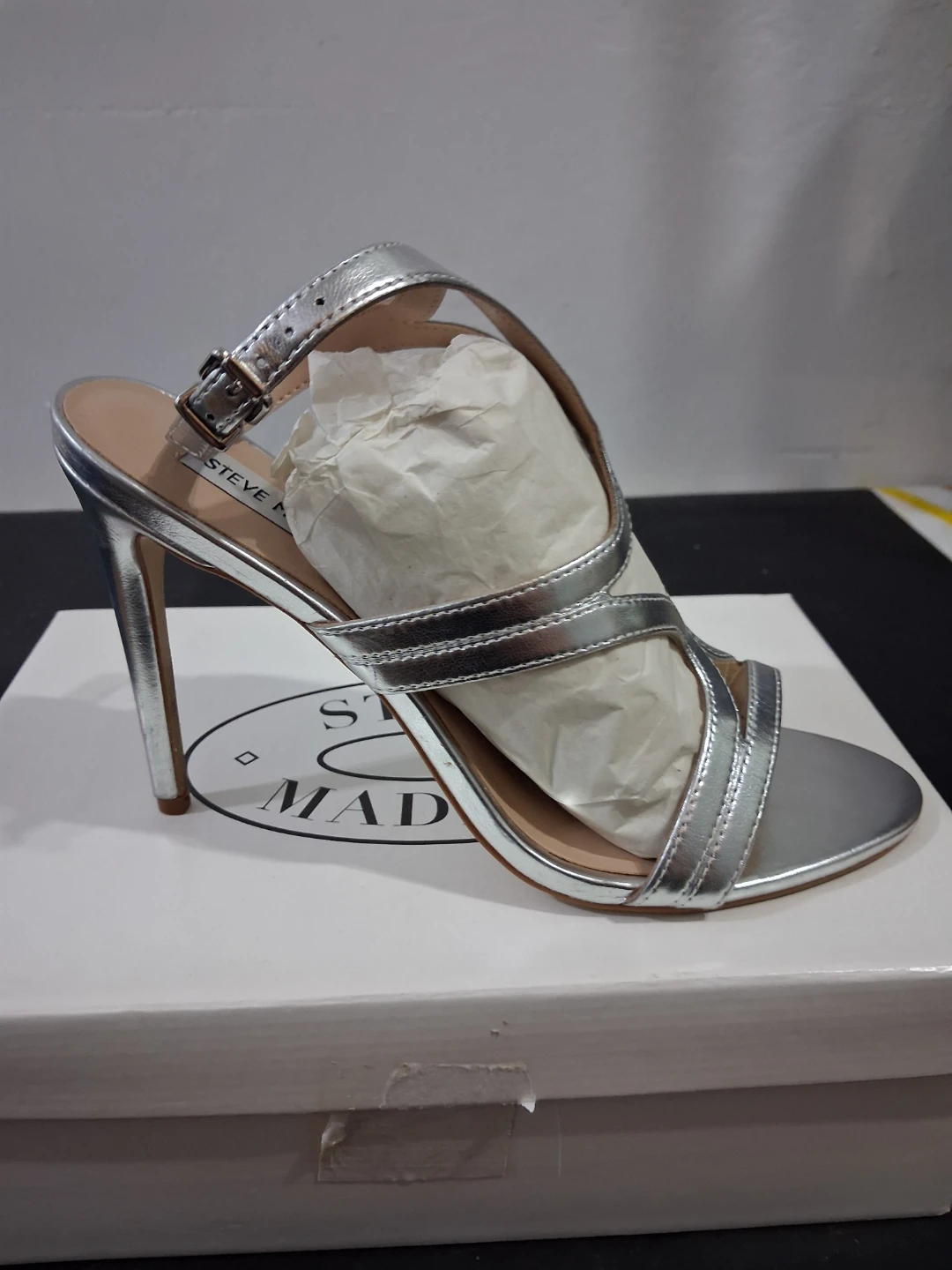 Steve Madden Silver Heels - photo 2