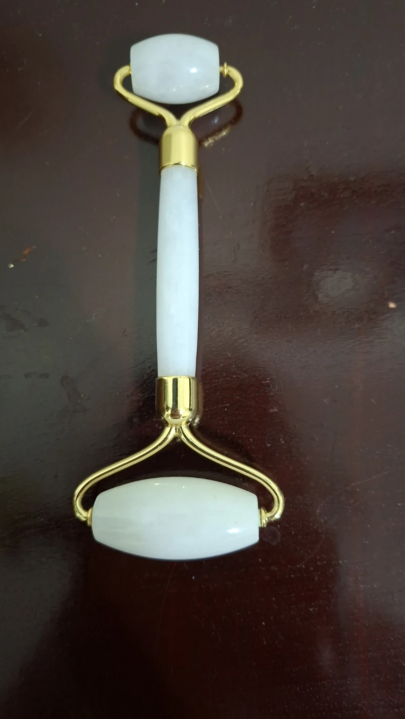Jade Facial Roller and Gua Sha Set - photo 2