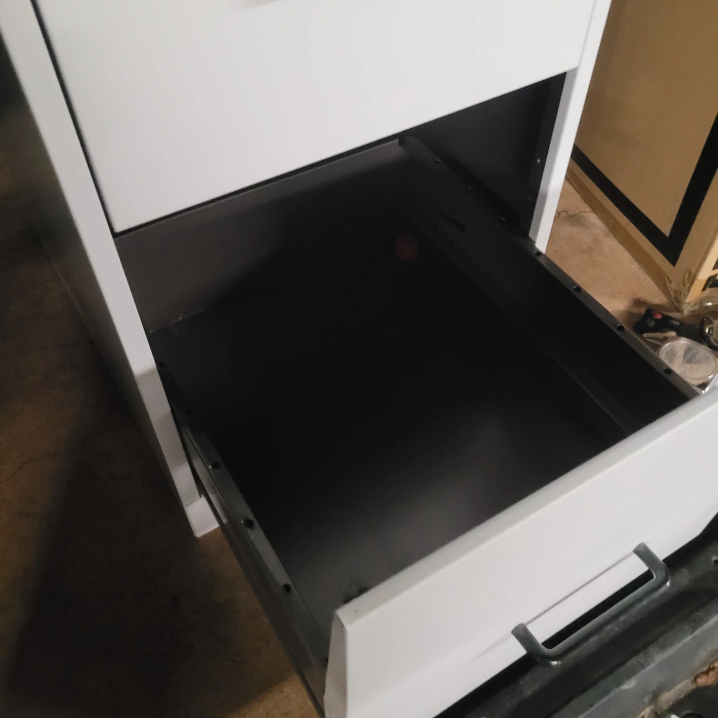 TWO DRAWER METAL FILING CABINET WITH LOCK AND TWO KEYS - photo 2