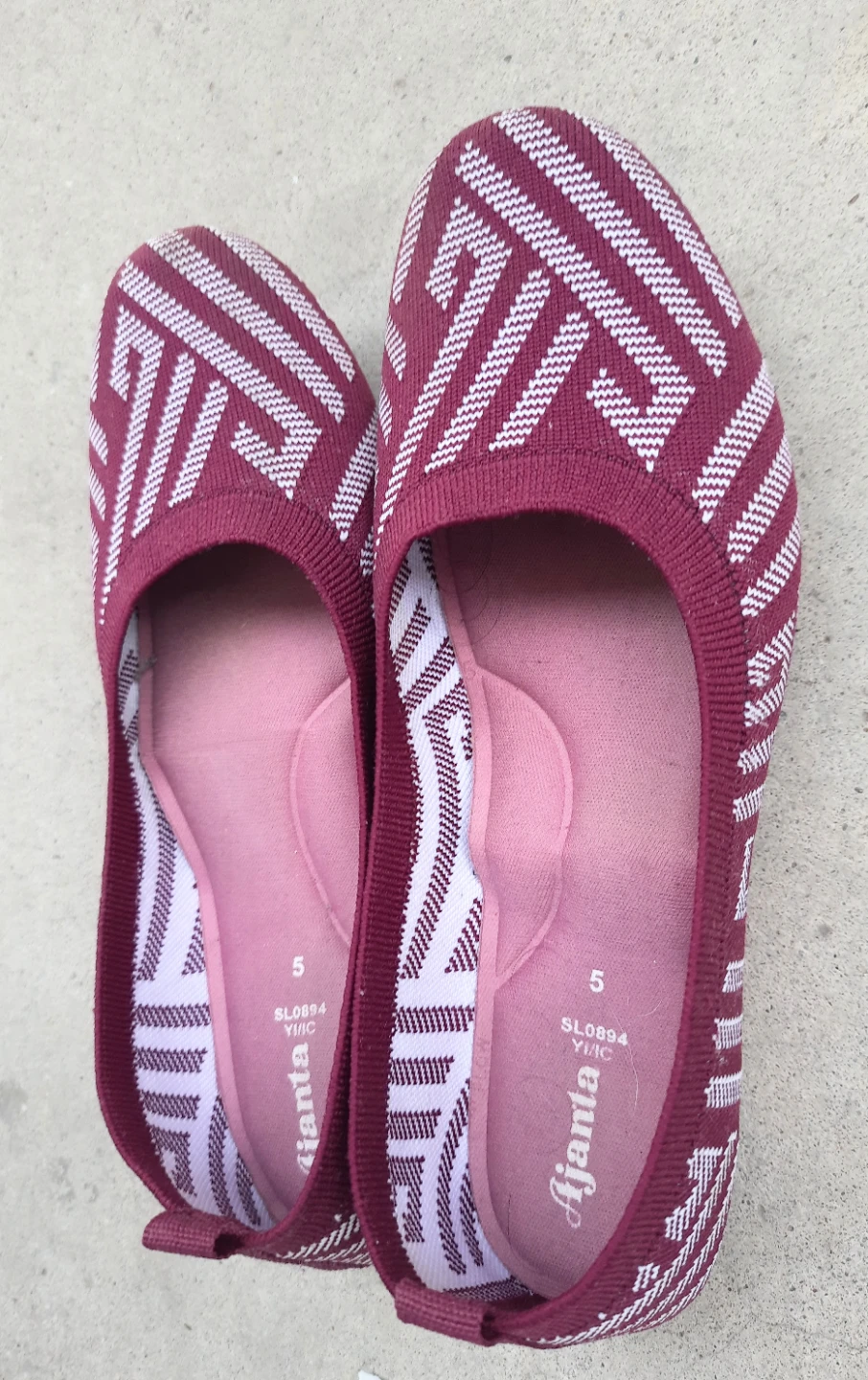 Ajanta Women's Burgundy Knit Slip-On Flats Size 5 - photo 2