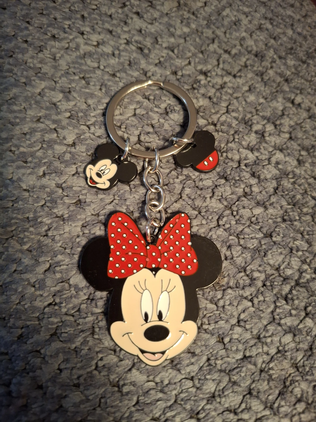 Minnie Mouse Keychain Set - photo 3