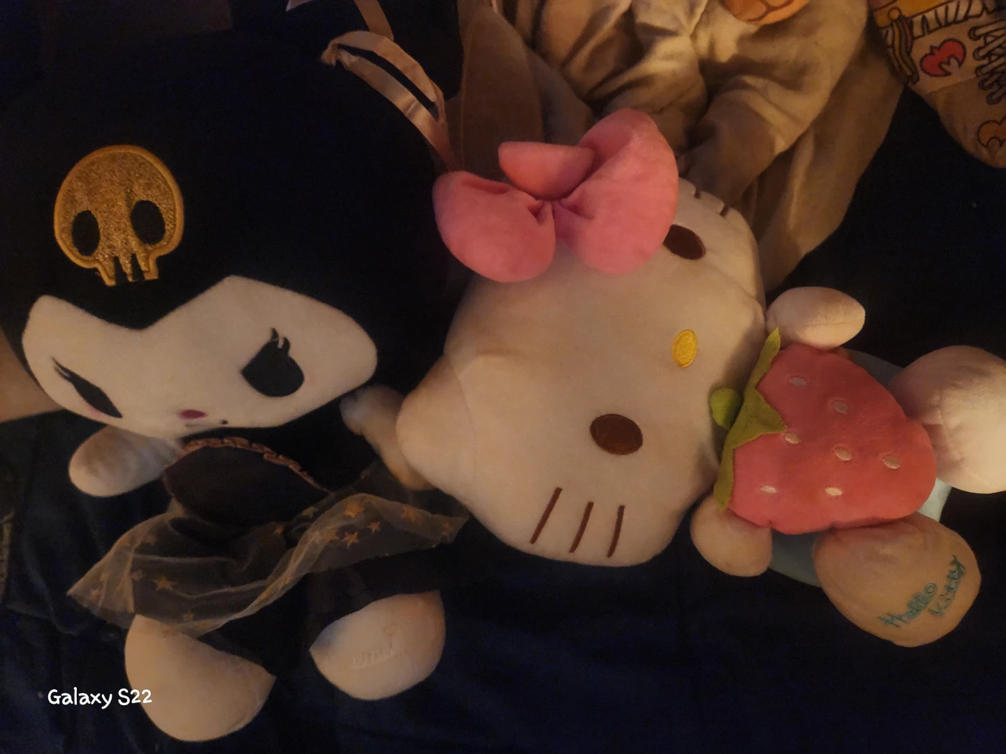 Kuromi & Hello Kitty Plush Toys - photo 4