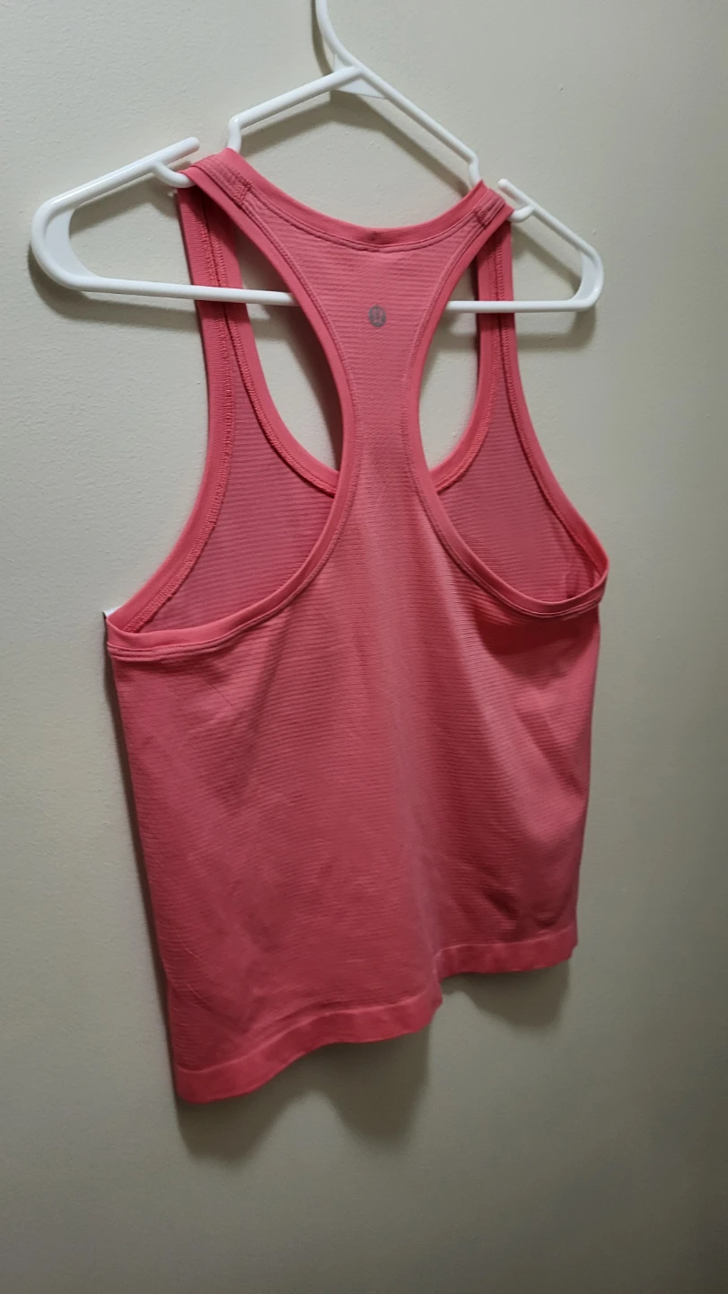 Lululemon Tank Top - Coral - photo 2