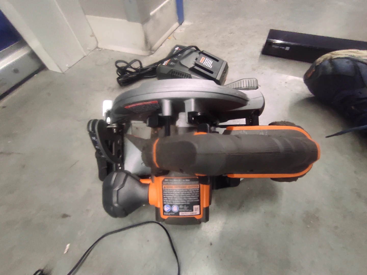 Ridgid 18V Lithium-Ion Cordless Circular Saw Combo - photo 4