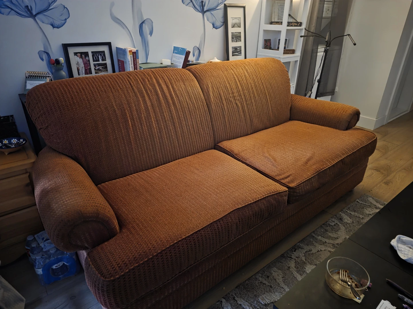 Free couch - photo 2