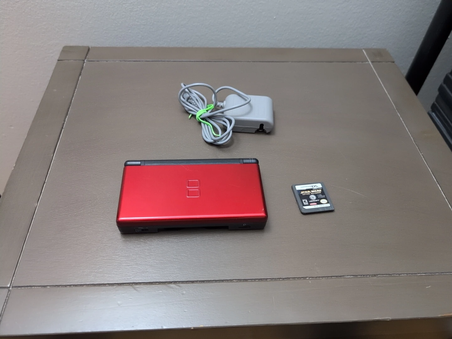 Nintendo DS Lite Crimson Red Working With Charger/Stylus+Game