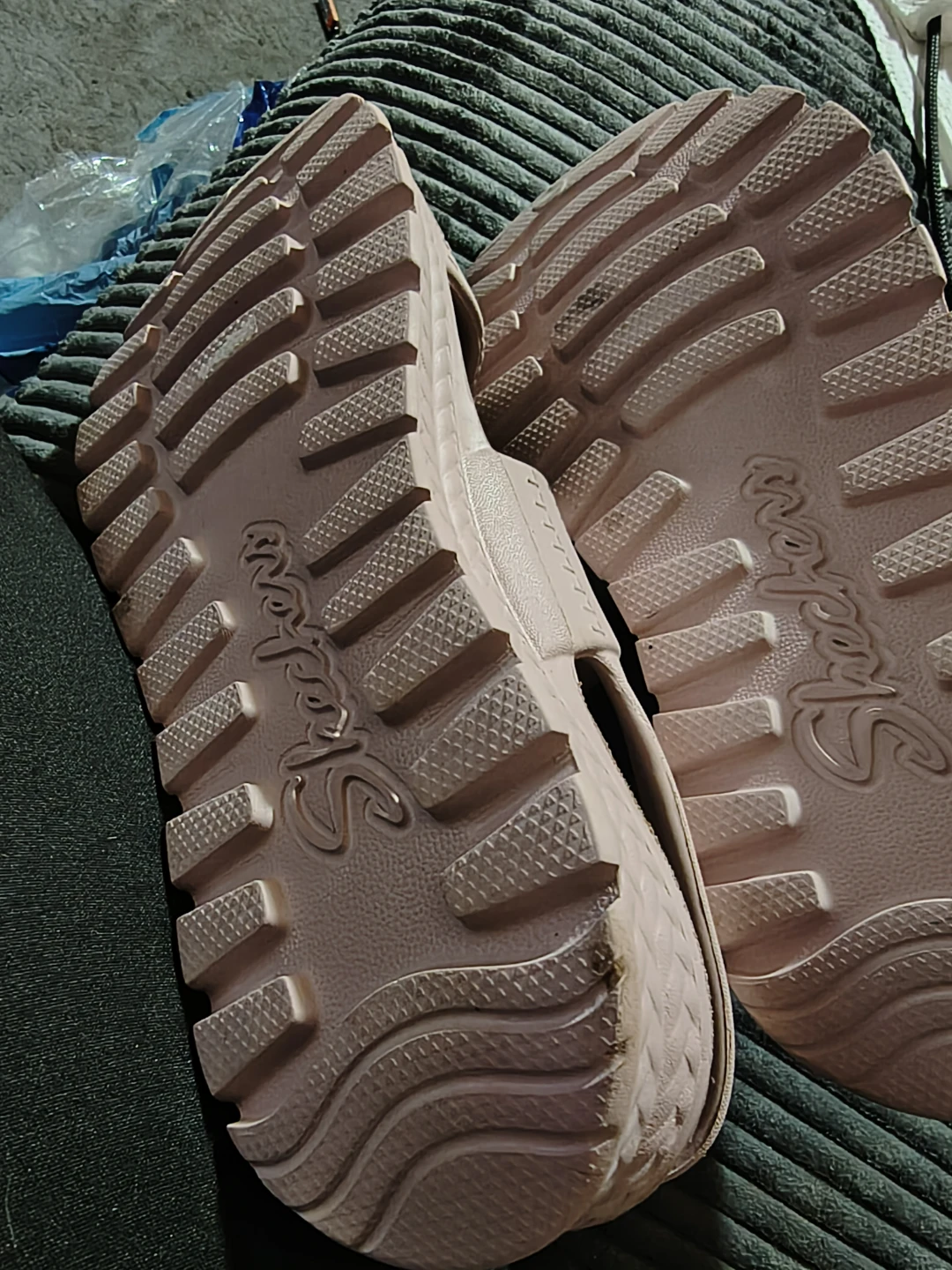 Skechers Arch Fit Pink Sandals - photo 4