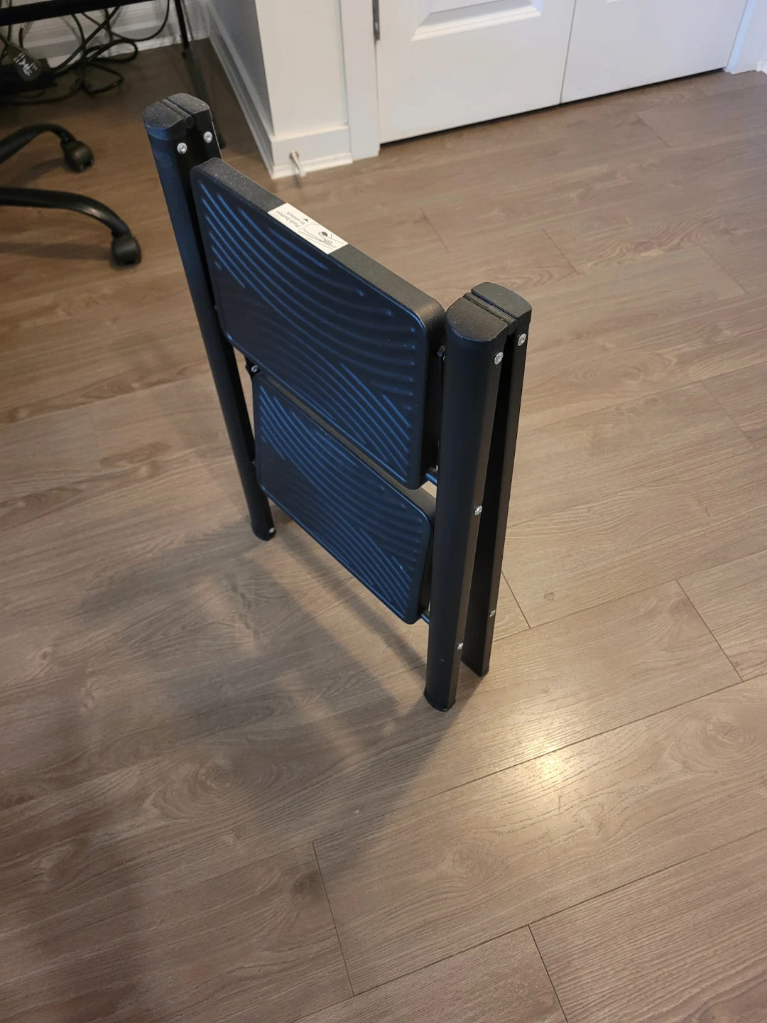 2 step stool - photo 3
