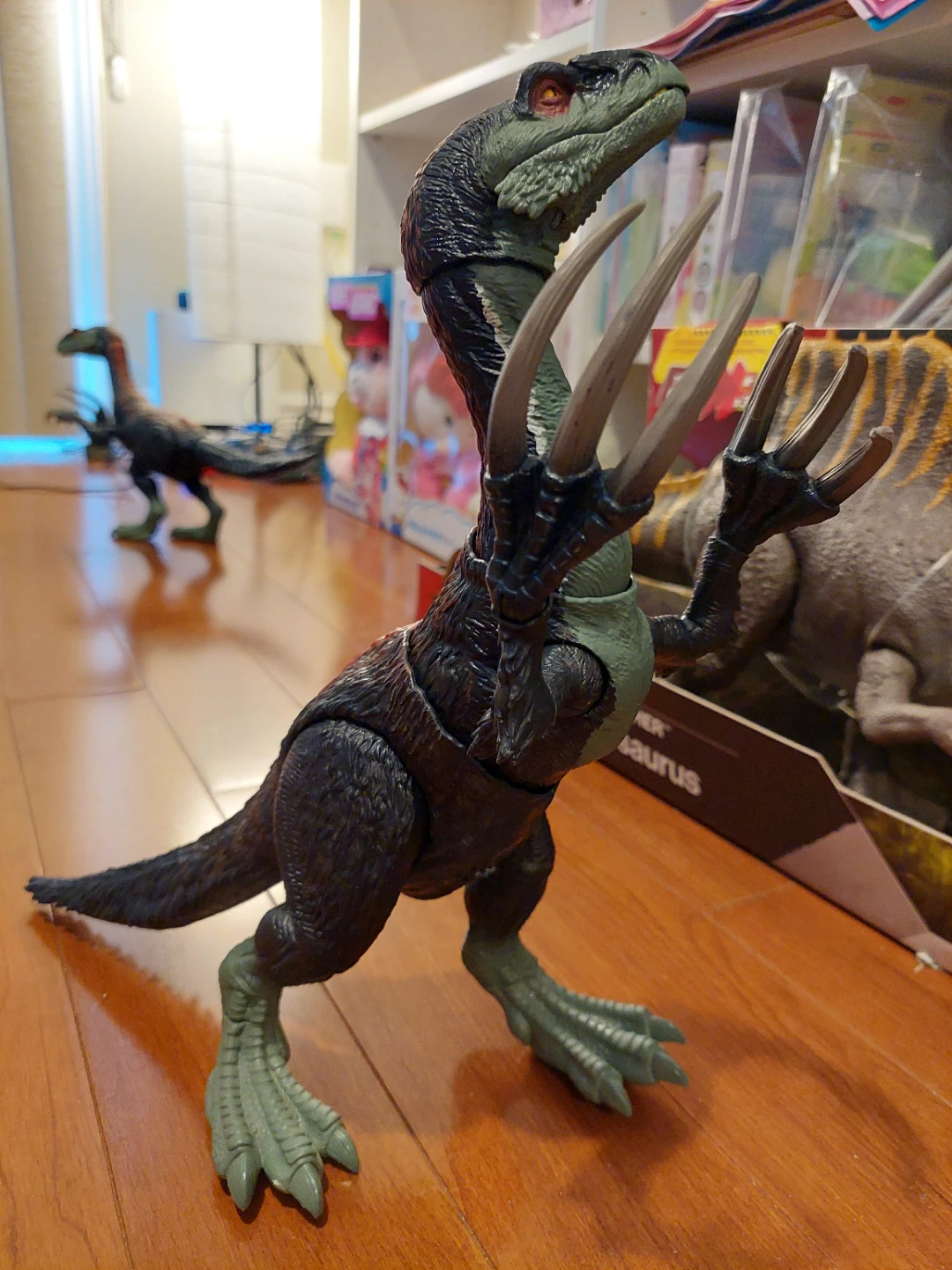 Jurassic World Therizinosaur Dinosaur Toy - photo 2