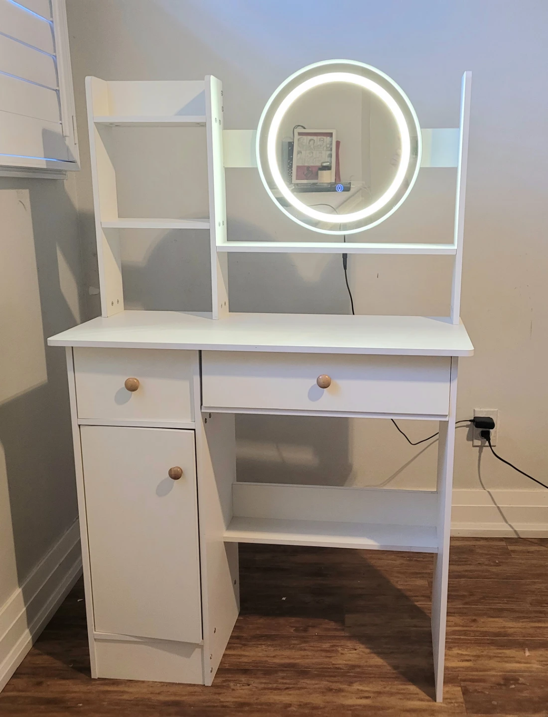 White Vanity Desk with Lighted Mirror - photo 3