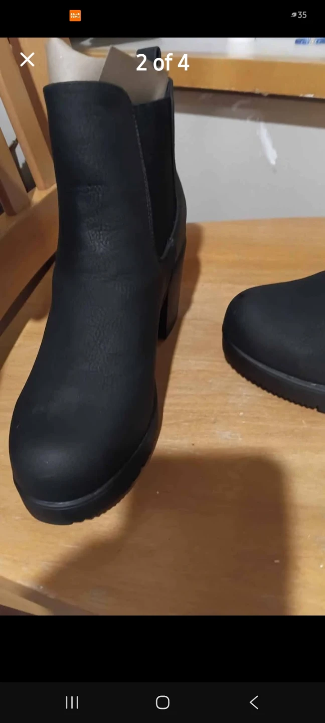 Black Chelsea Boots Size 6.5 - photo 2