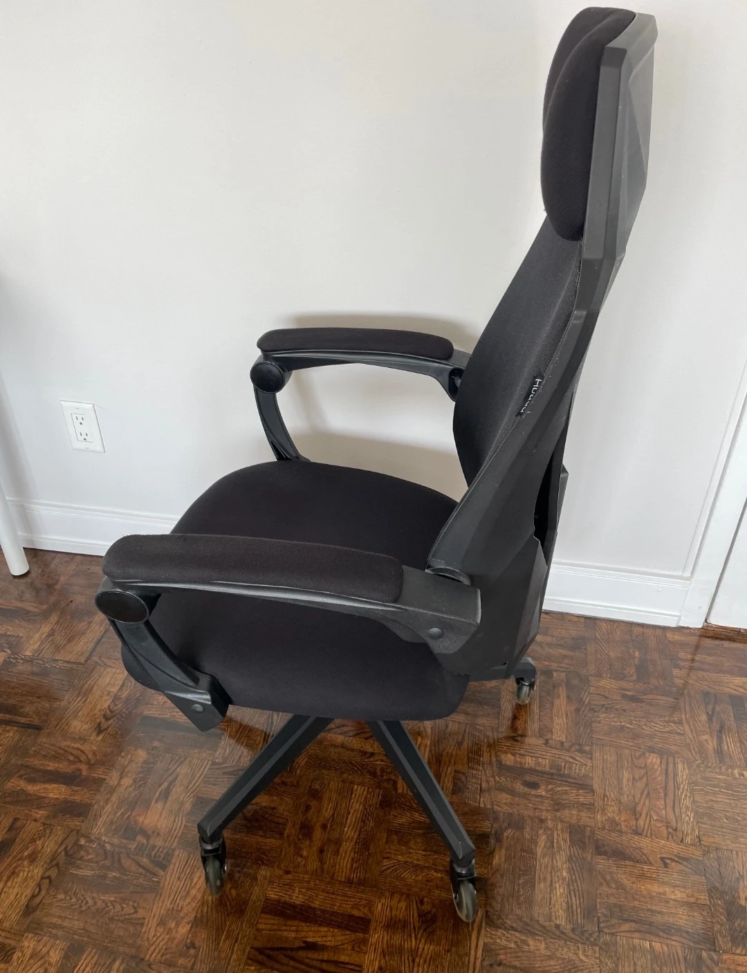 Black Ergonomic Office Chair - photo 2