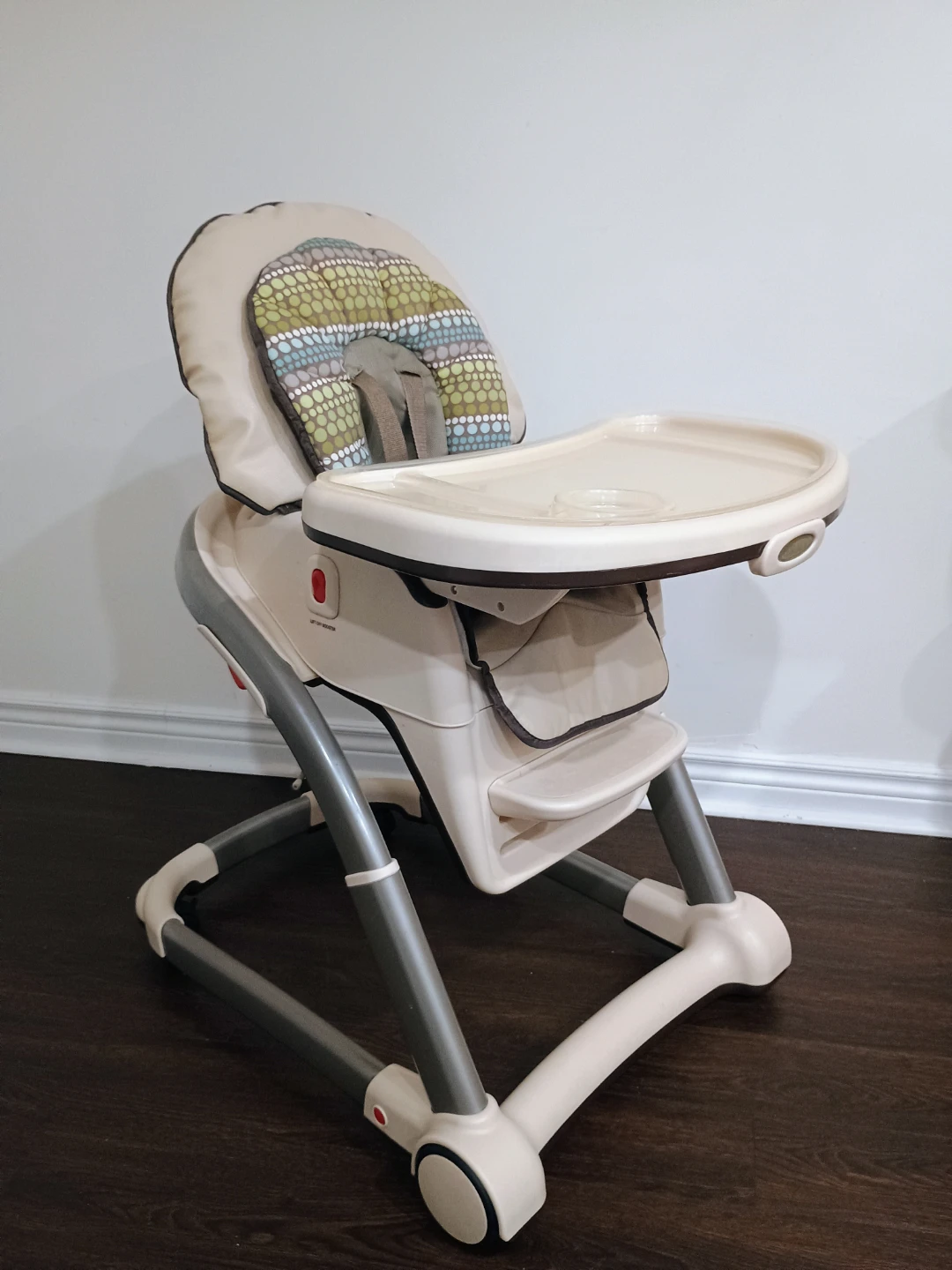 Graco High seat chair with booster seat and cover - photo 2